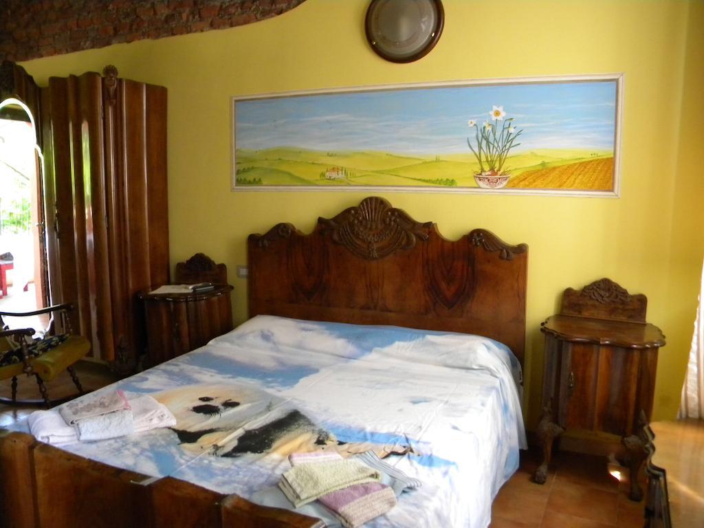 Hôtel Le Petit Fleur à Bareggio Chambre photo